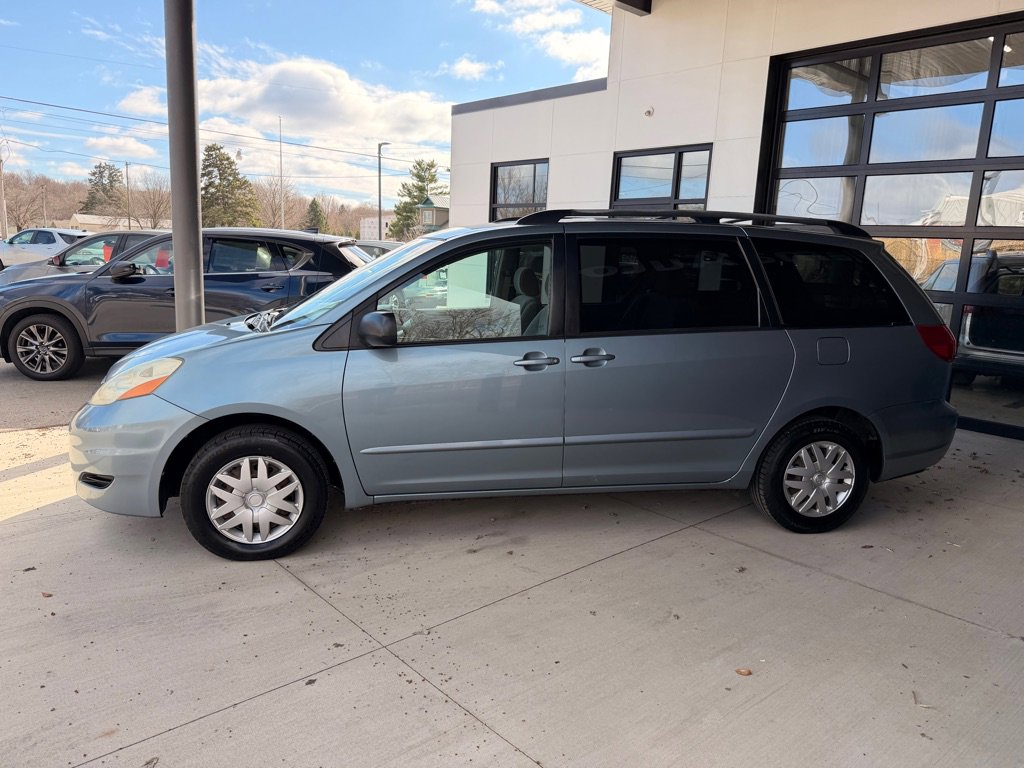 Used 2006 Toyota Sienna CE FWD image 4