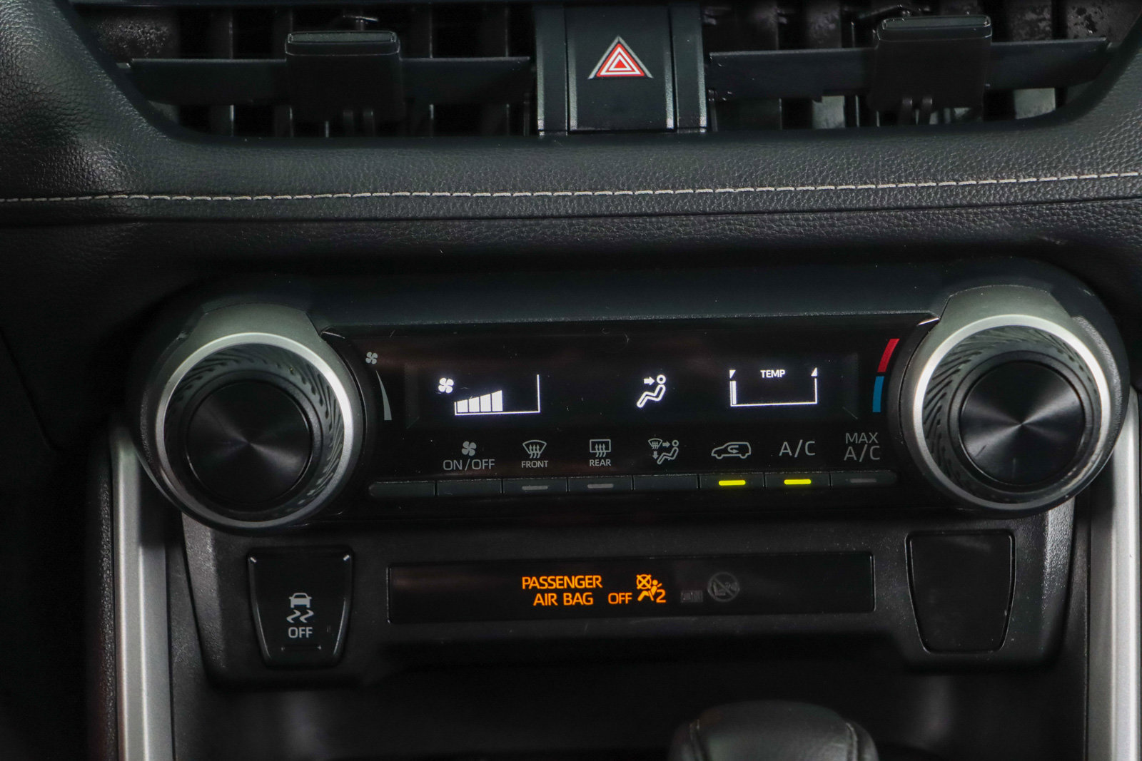 Used 2020 Toyota RAV4 LE FWD image 20