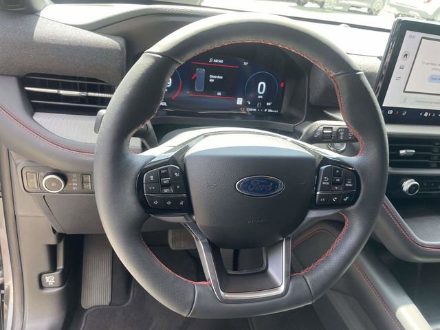Certified 2026 Ford Explorer ST-Line w/ ST-Line Street Pack RWD image 19