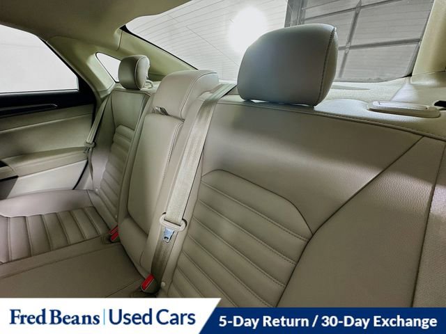 Used 2019 Ford Fusion SEL image 24