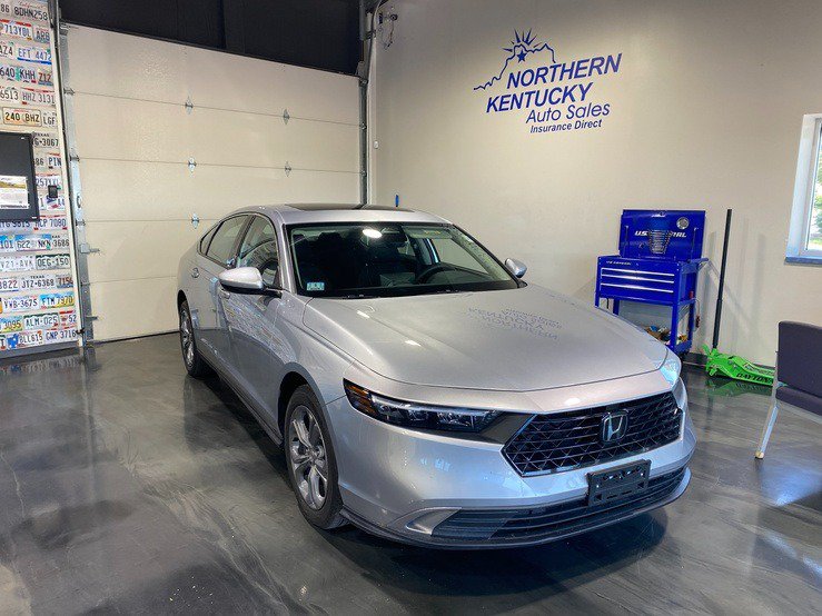 Used 2024 Honda Accord EX image 1