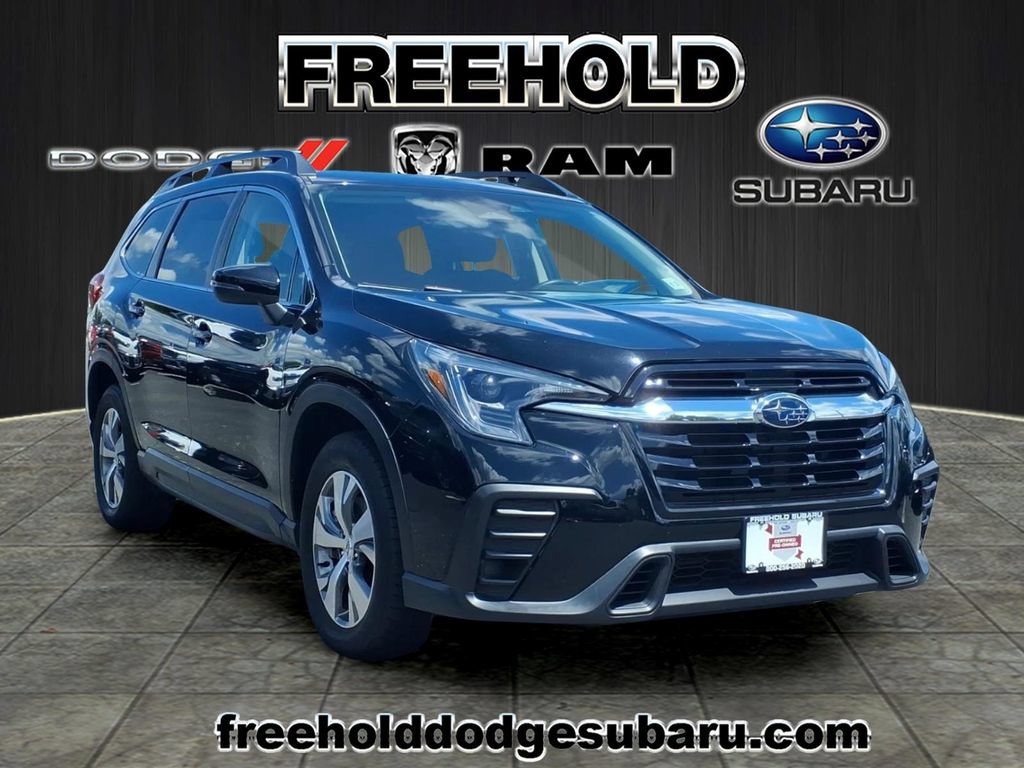 Certified 2023 Subaru Ascent Premium w/ Convenience Package AWD/4WD image 1