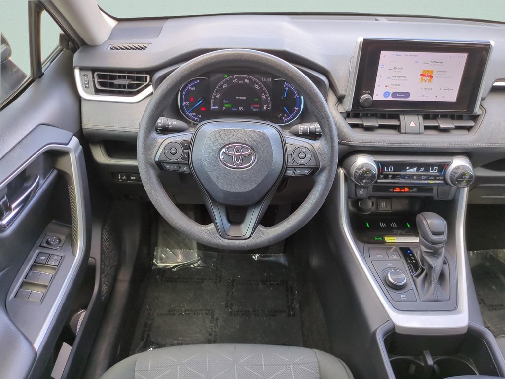 Used 2024 Toyota RAV4 AWD Hybrid image 15