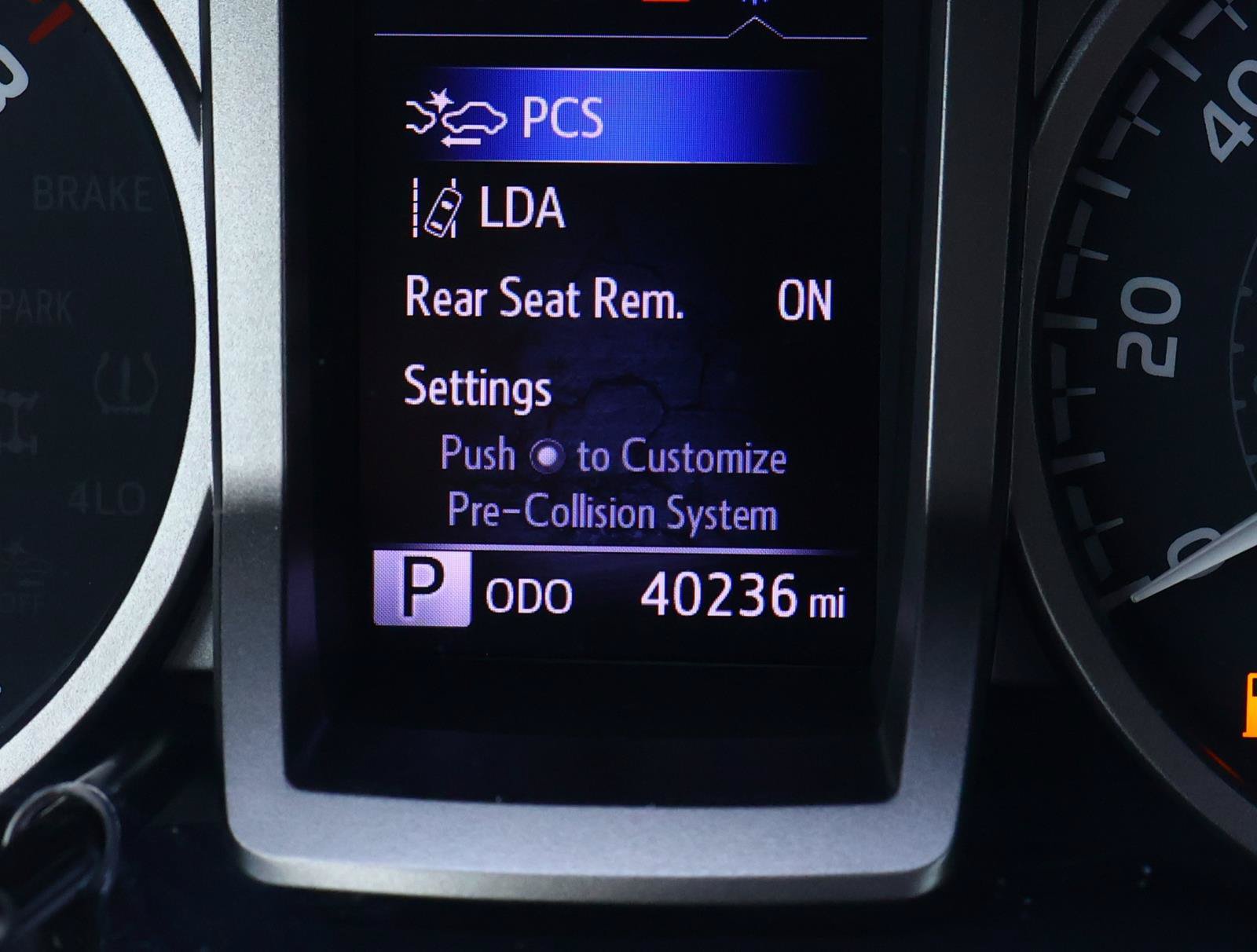 Used 2023 Toyota Tacoma SR5 RWD image 25