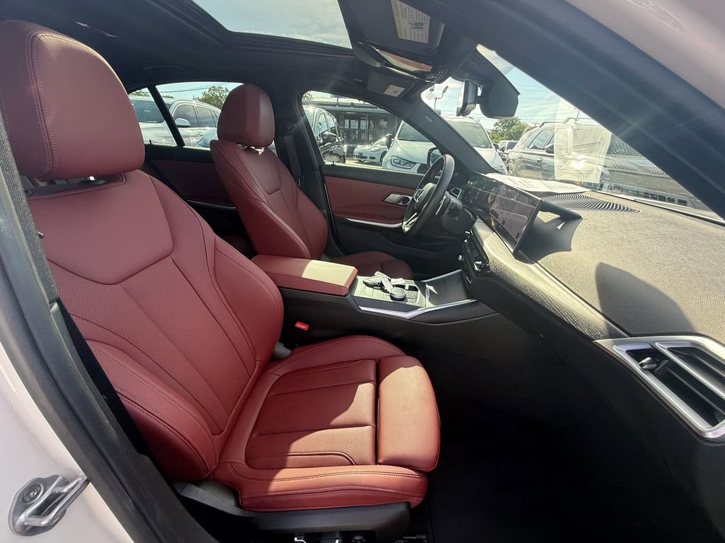 Used 2025 BMW M340i w/ Premium Package RWD image 23