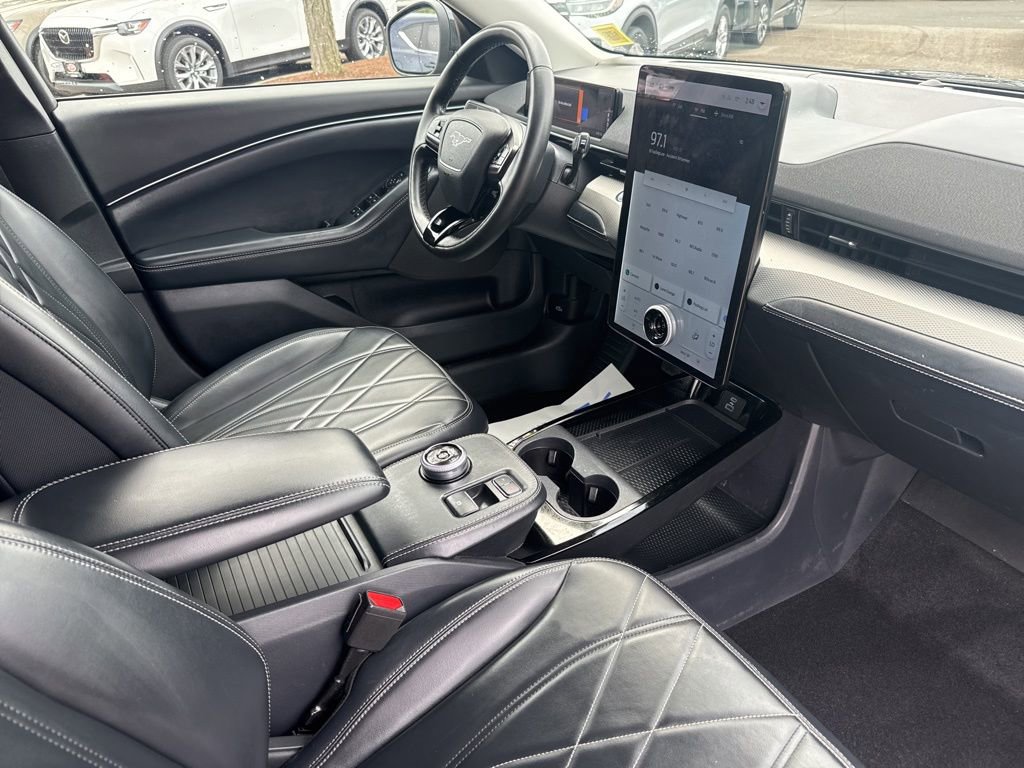 Used 2022 Ford Mustang Mach-E Select AWD/4WD image 26