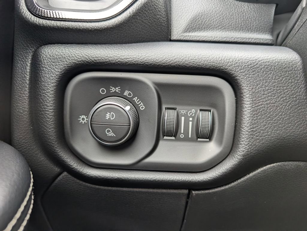 New 2026 RAM 2500 Rebel w/ Rebel Level 1 Equipment Group AWD/4WD image 42