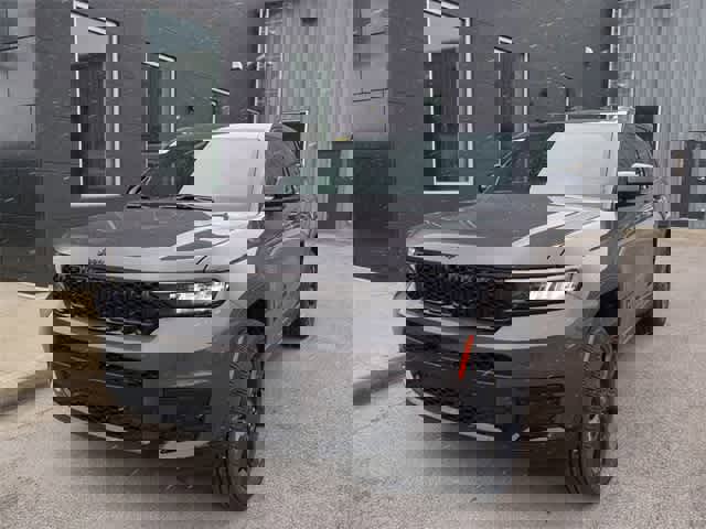 New 2025 Jeep Grand Cherokee L Altitude image 11