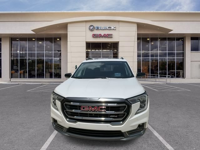 Certified 2022 GMC Terrain AT4 w/ Infotainment Package II AWD/4WD image 4