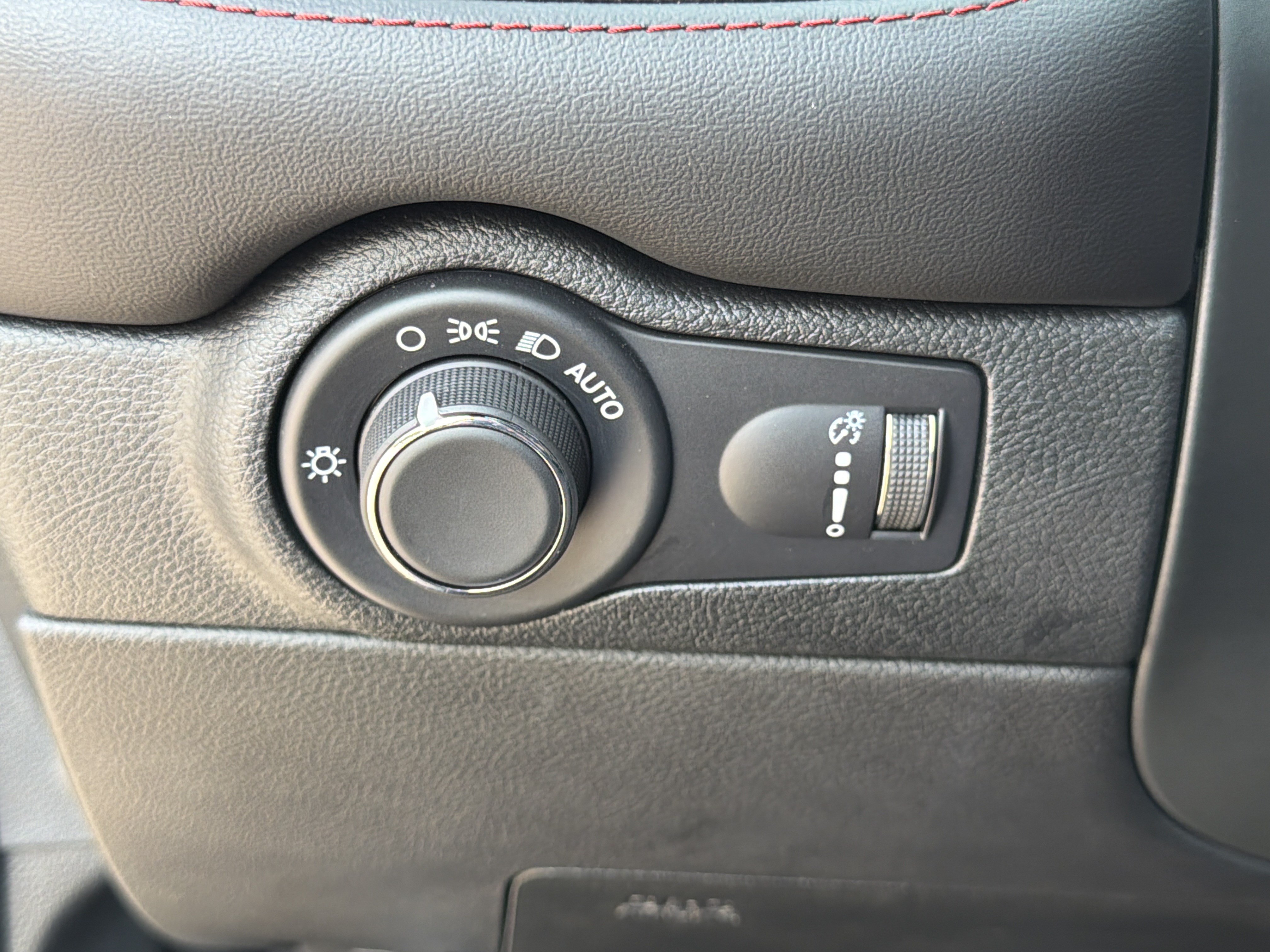 Used 2026 Dodge Durango GT AWD/4WD image 38