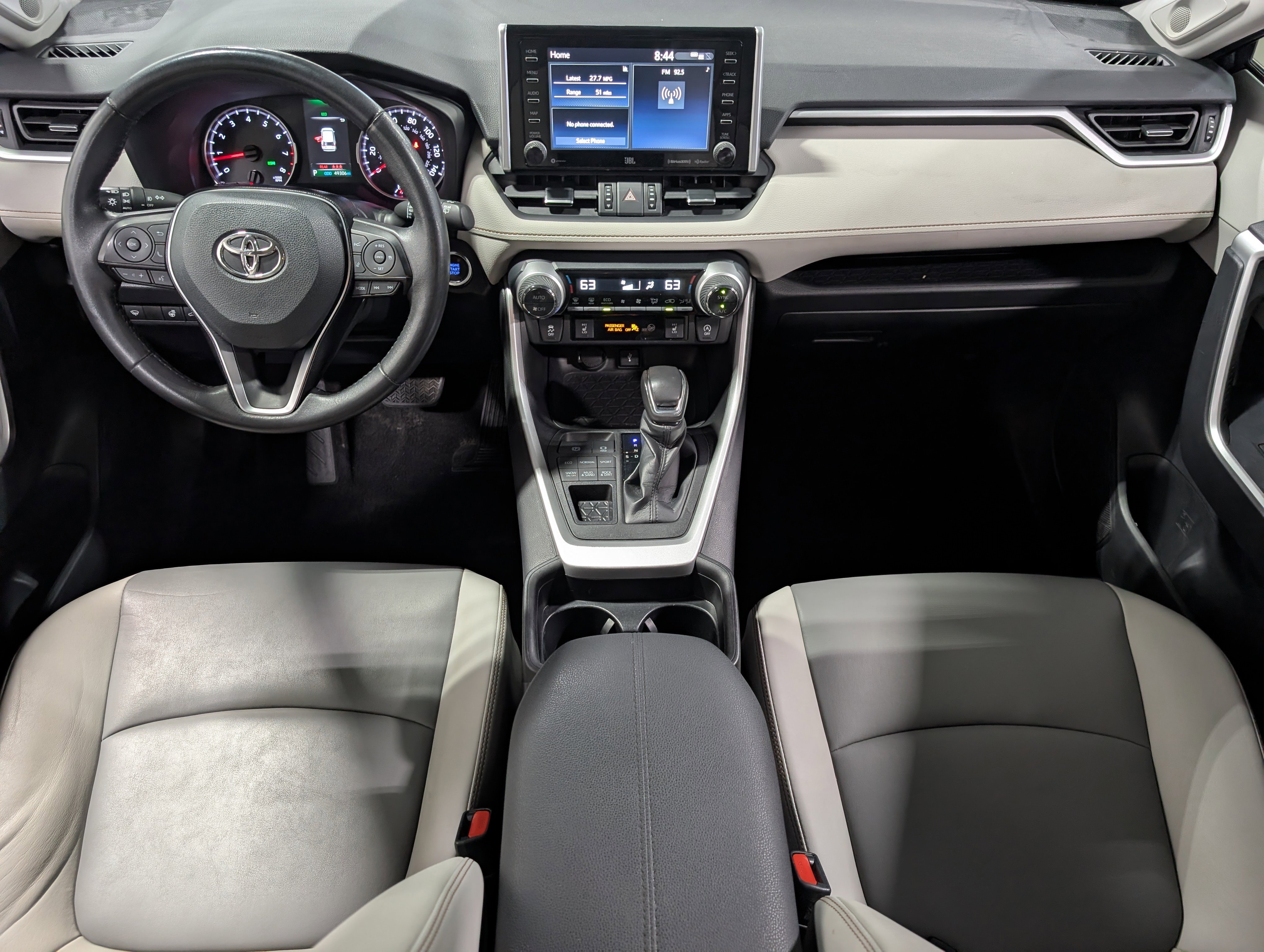 Used 2021 Toyota RAV4 XLE Premium AWD/4WD image 14