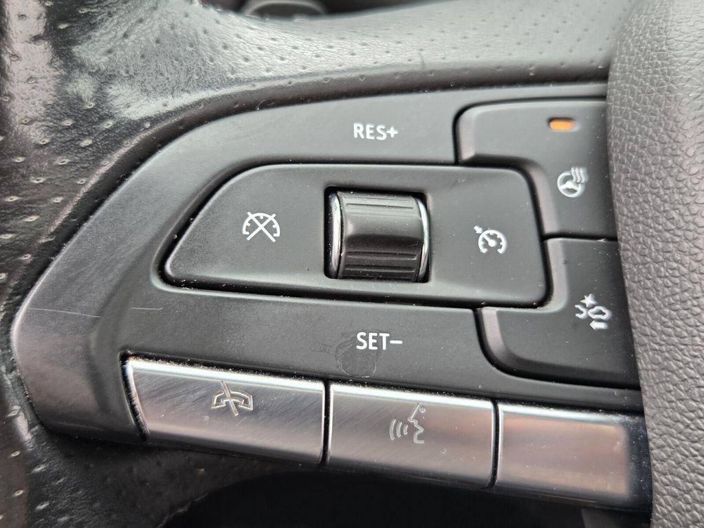 Used 2021 Cadillac XT4 Sport image 28