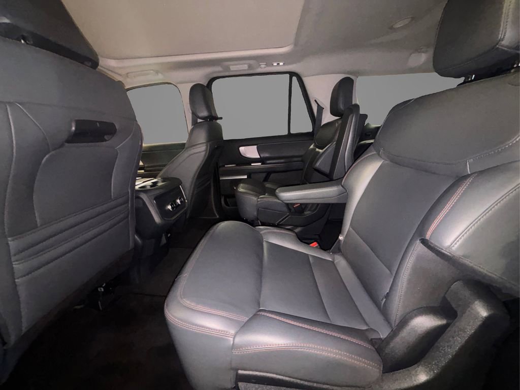 Certified 2025 Ford Expedition Max Active image 11