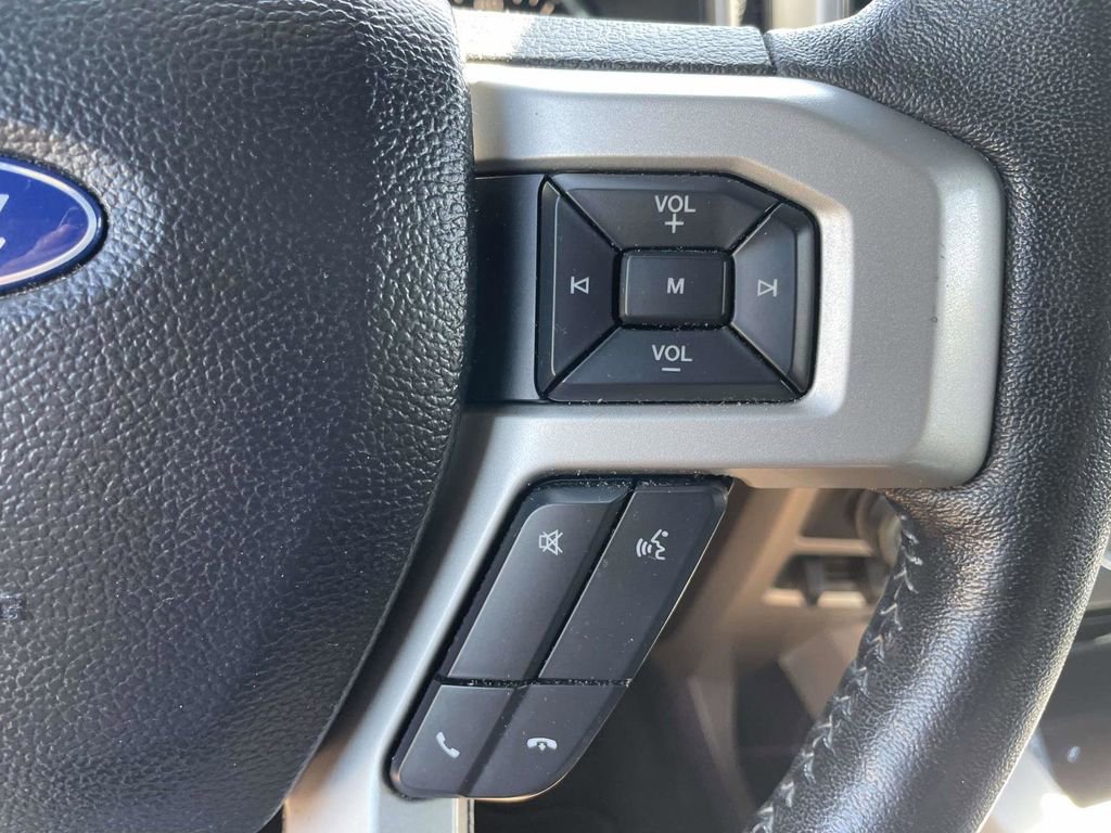 Certified 2019 Ford F150 Lariat image 26