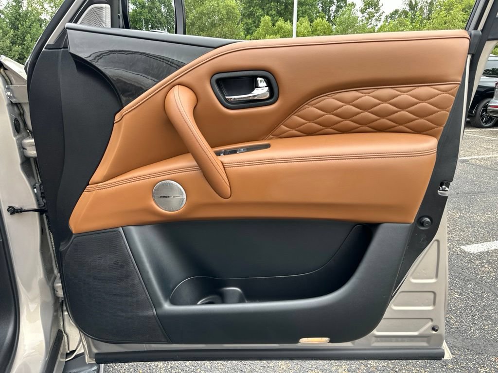 Used 2022 INFINITI QX80 Sensory w/ All-Season Package AWD/4WD image 23
