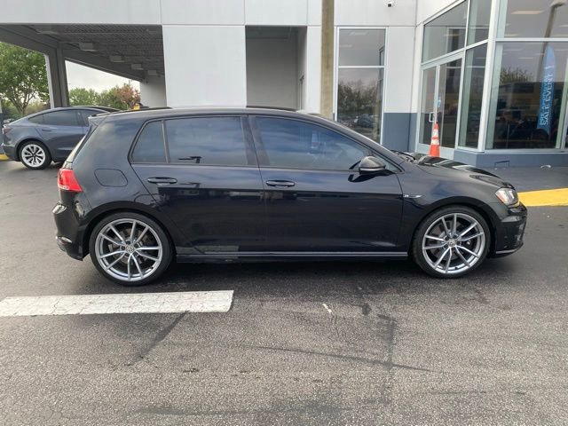 Used 2017 Volkswagen Golf R 4-Door AWD/4WD image 11