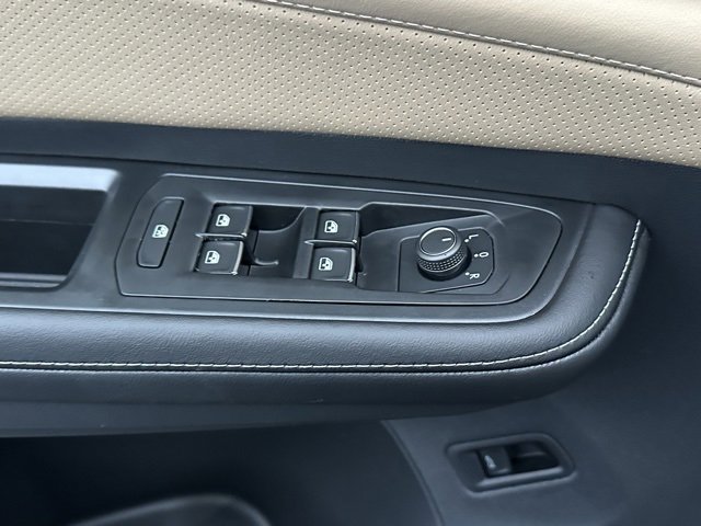 New 2026 Volkswagen Atlas Cross Sport SE image 23