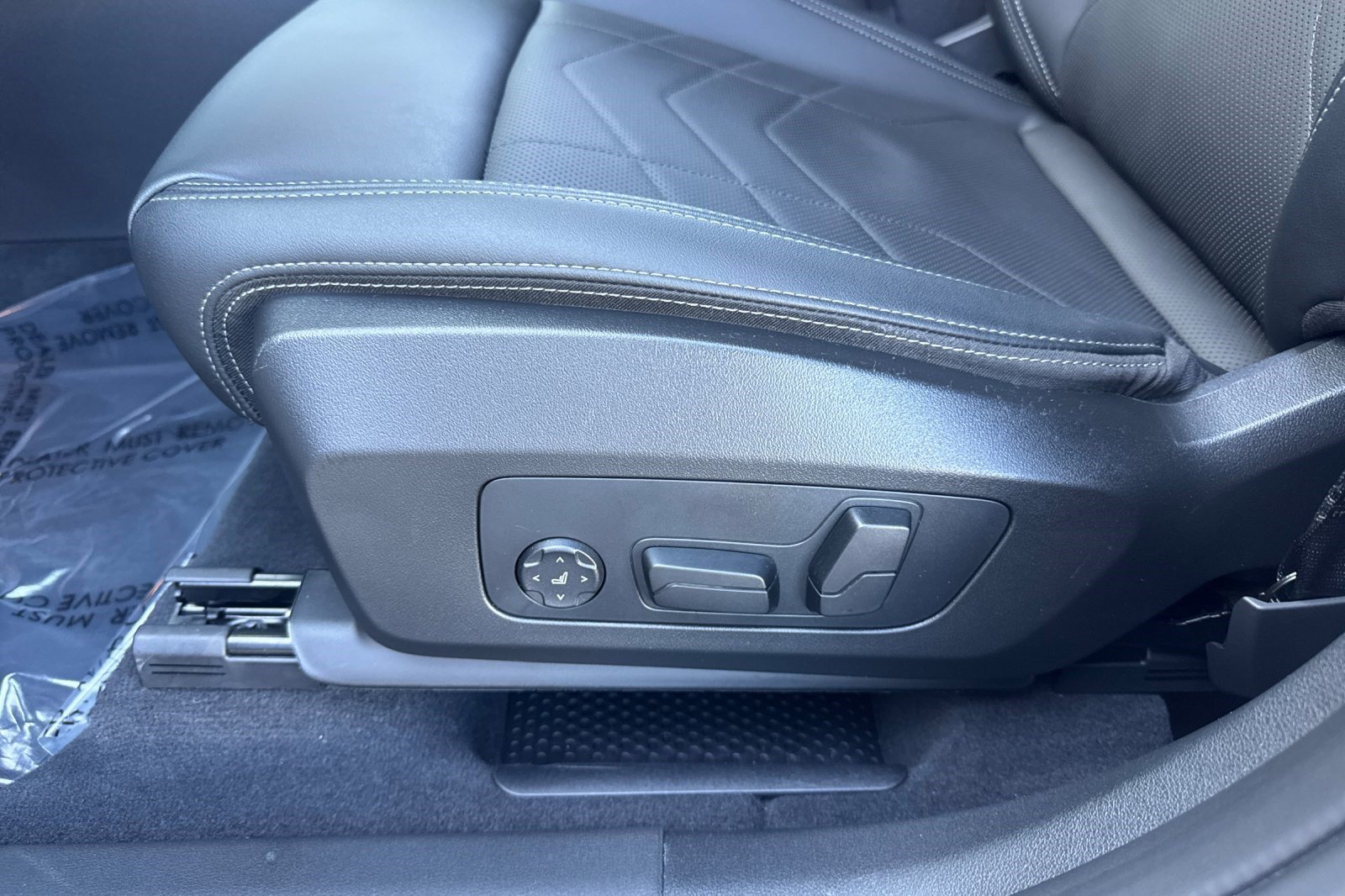 Used 2026 BMW X1 xDrive28i w/ Convenience Package AWD/4WD image 15