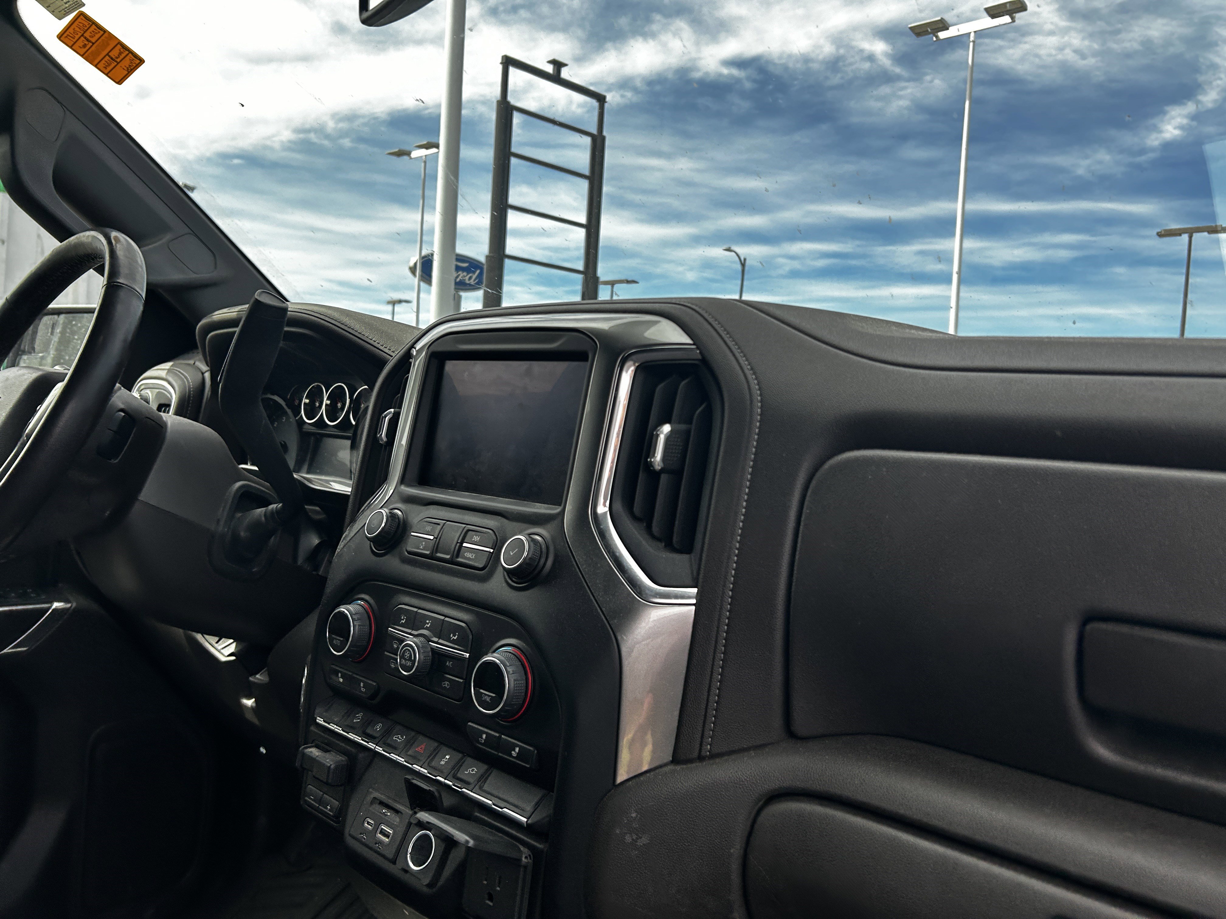 Used 2020 Chevrolet Silverado 1500 LTZ w/ Z71 Off-Road Package image 14