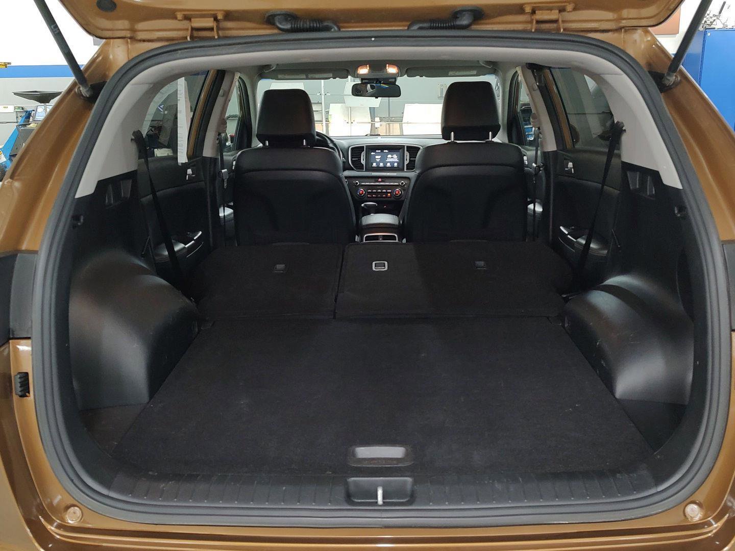 Used 2017 Kia Sportage EX image 21