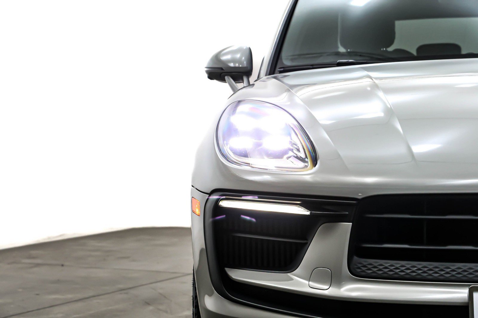 Used 2024 Porsche Macan S image 14