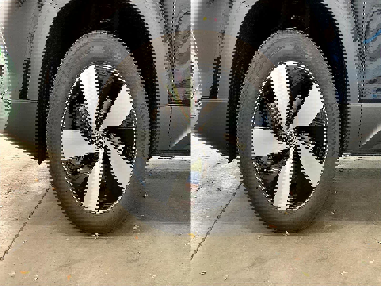 New 2026 Volkswagen Taos S image 14