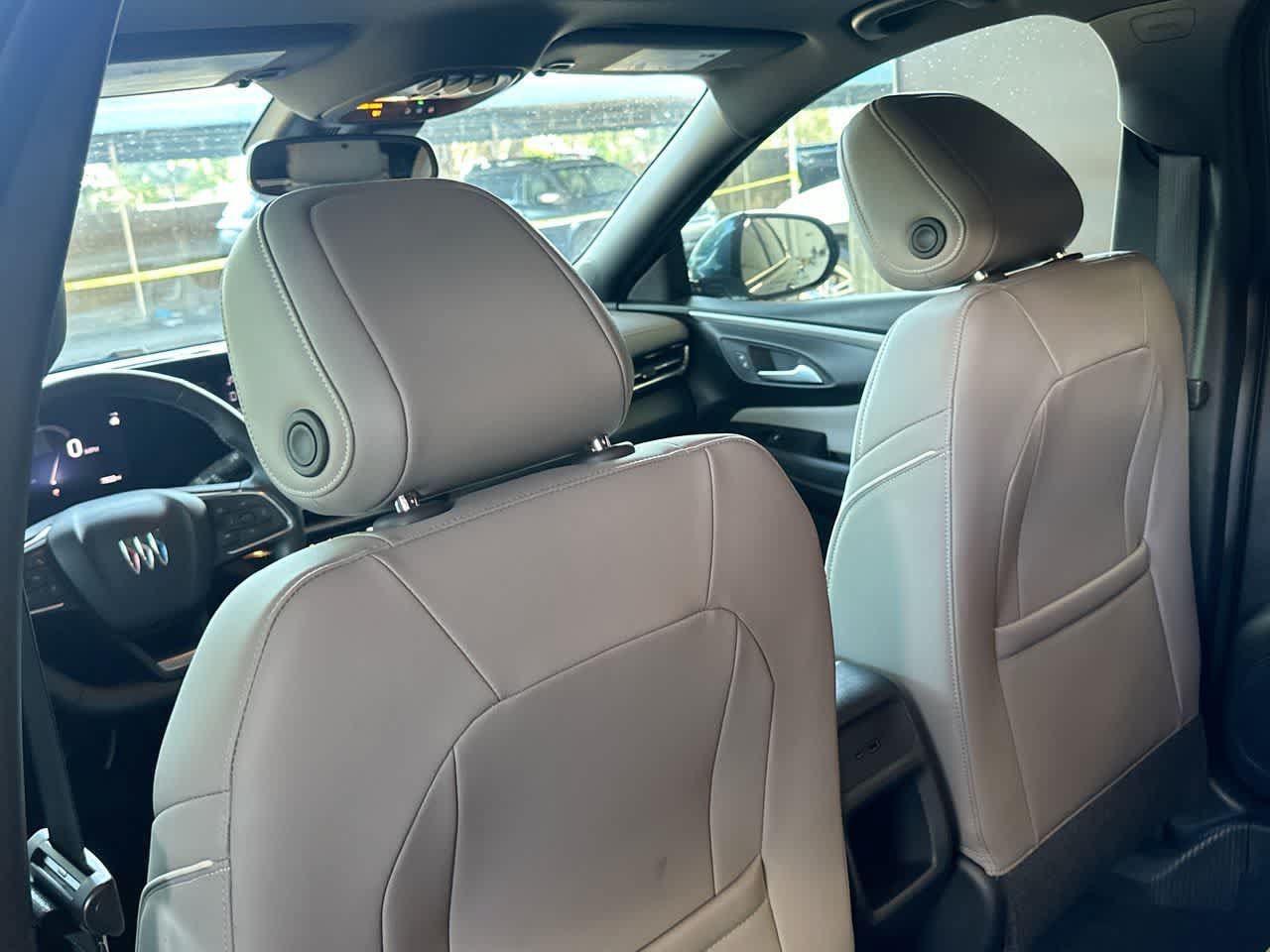 Used 2024 Buick Envista Avenir FWD image 23