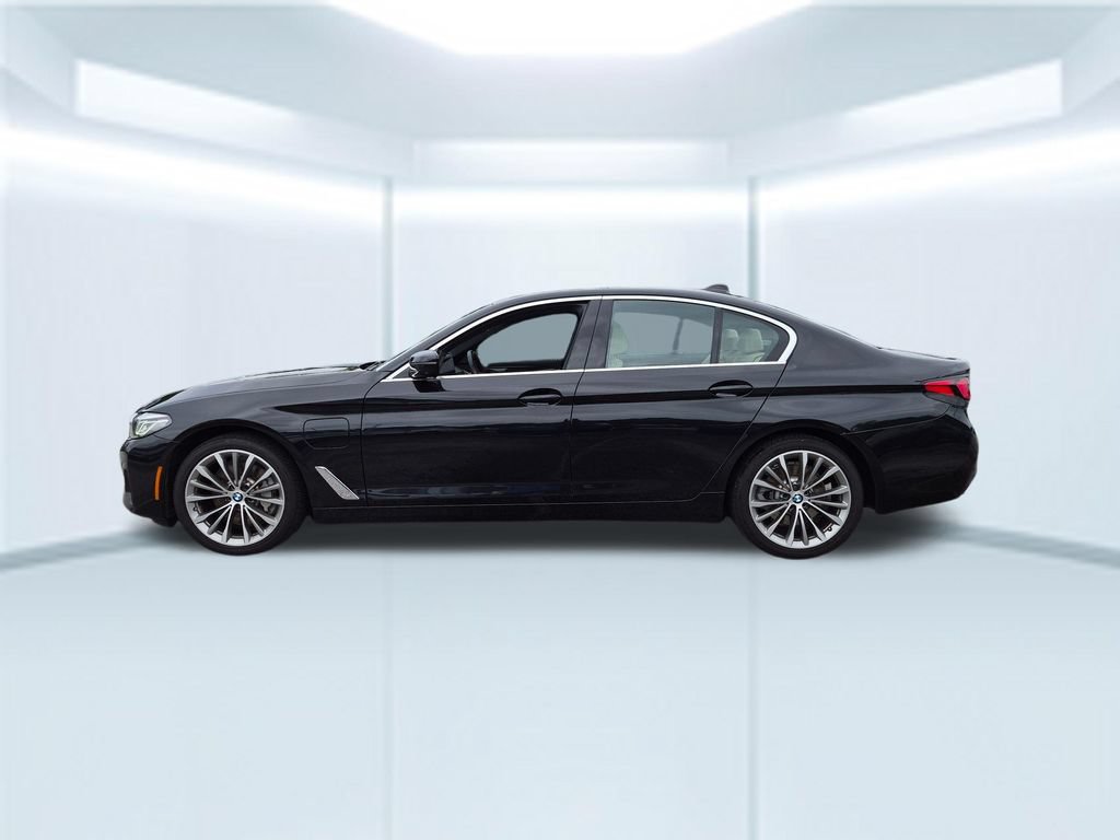 Used 2021 BMW 530e w/ Premium Package RWD video 2