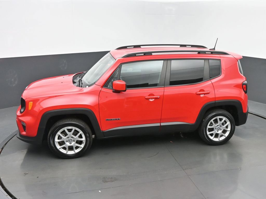 Used 2020 Jeep Renegade Latitude w/ Cold Weather Group AWD/4WD image 36