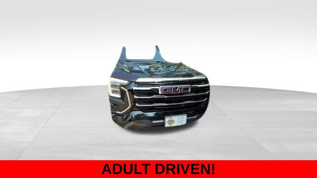 Used 2025 GMC Terrain Elevation AWD/4WD image 2
