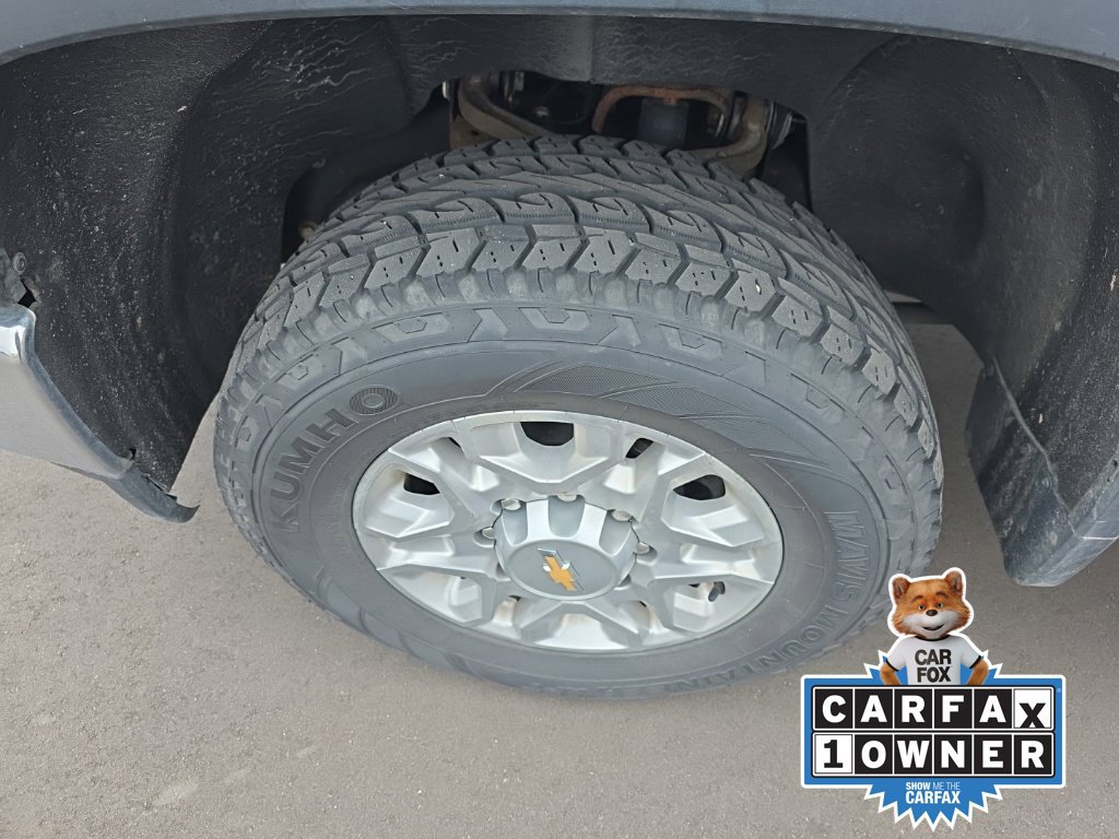 Used 2022 Chevrolet Silverado 2500 LT w/ Advanced Trailering Package AWD/4WD image 3