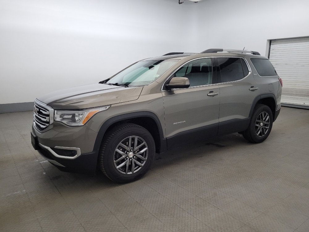 Used 2019 GMC Acadia SLT image 2