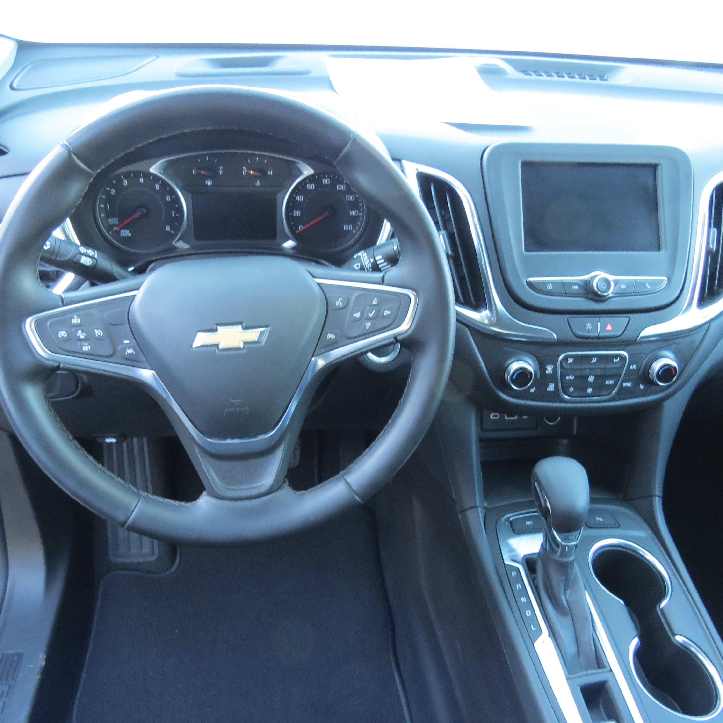 Used 2024 Chevrolet Equinox LT image 18