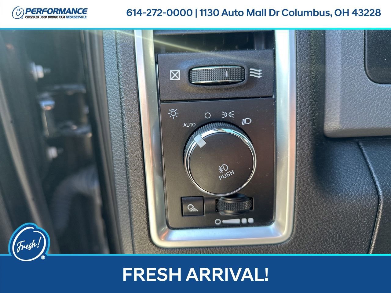 Used 2019 RAM 1500 Classic SLT w/ Black Appearance Group image 15