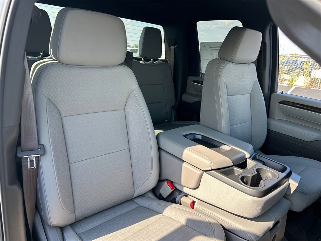 New 2026 GMC Sierra 3500 SLE image 34