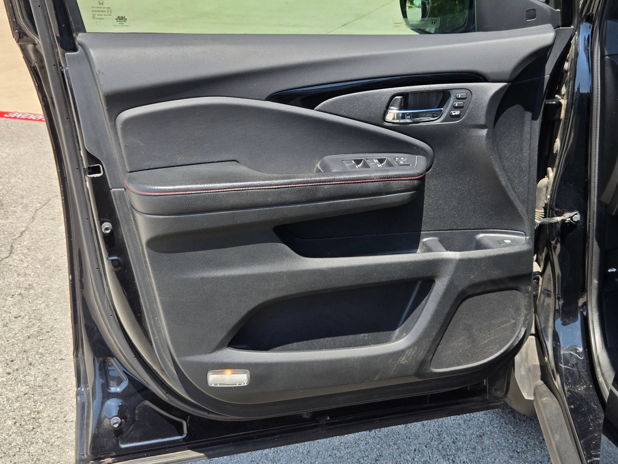 Used 2017 Honda Ridgeline Black Edition image 10