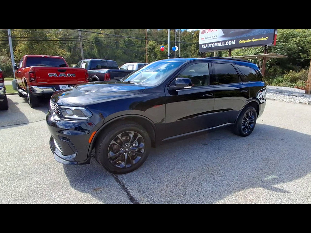 Used 2025 Dodge Durango GT AWD/4WD image 4