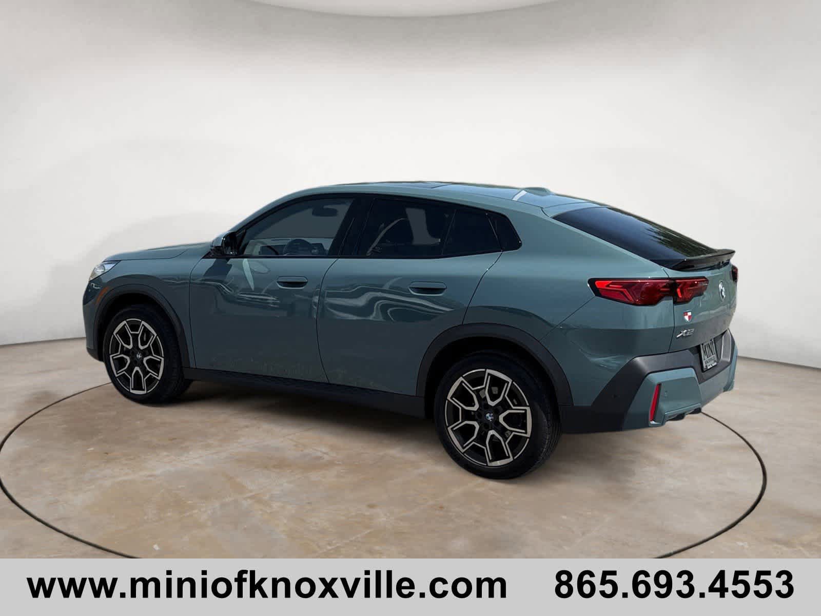 Used 2024 BMW X2 xDrive28i AWD/4WD image 5