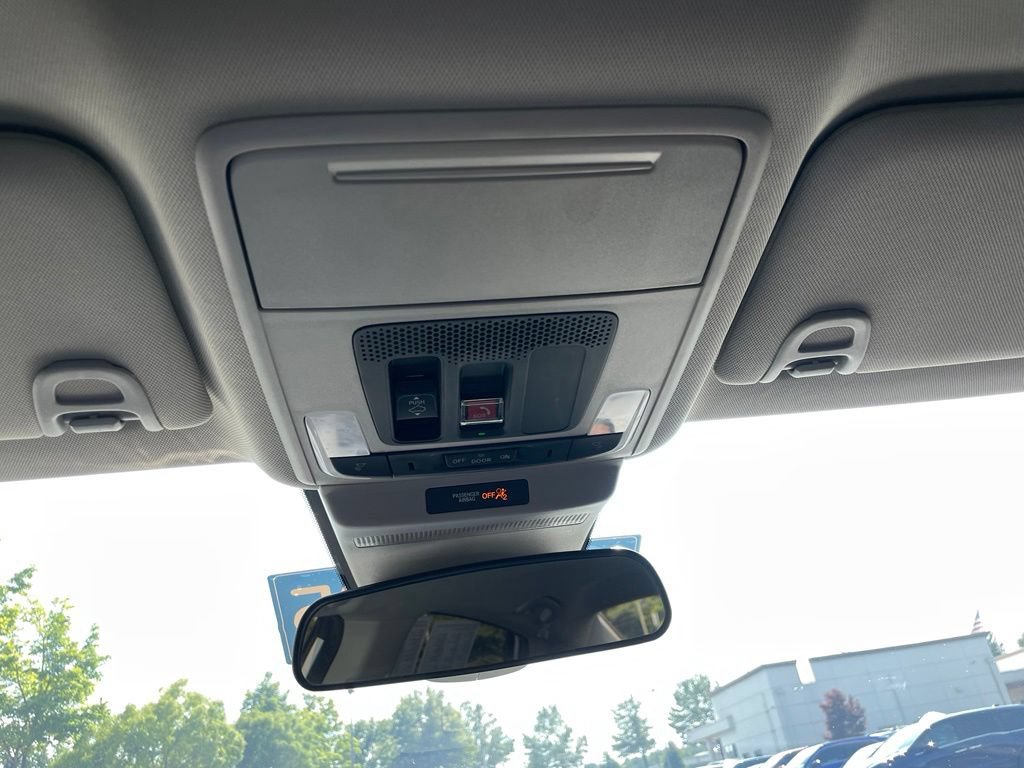 Certified 2025 Honda Accord SE image 16