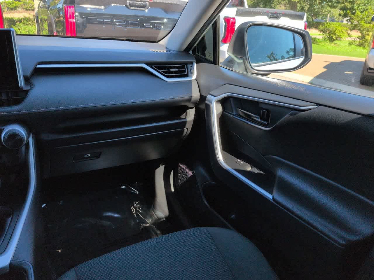 Certified 2023 Toyota RAV4 LE FWD image 16