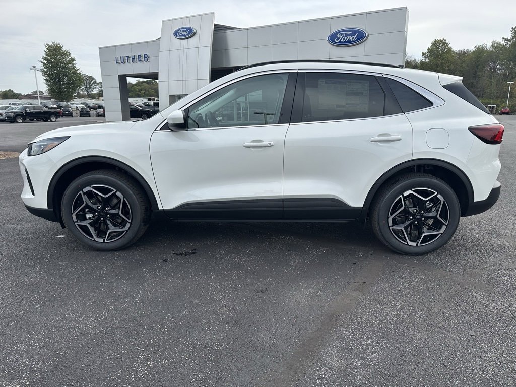 New 2026 Ford Escape Platinum image 2