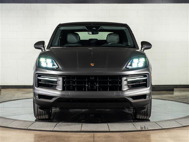 Certified 2025 Porsche Cayenne Coupe AWD/4WD image 6