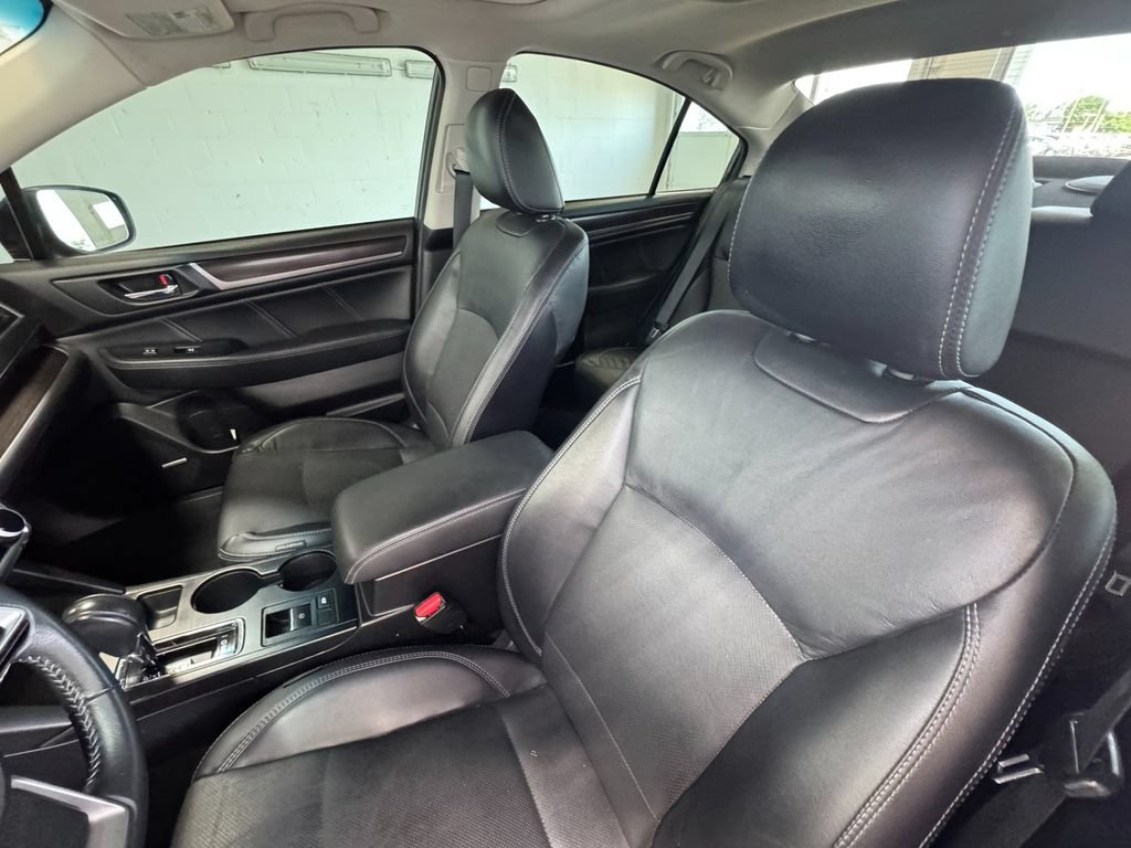 Used 2018 Subaru Legacy 3.6R Limited AWD/4WD image 19
