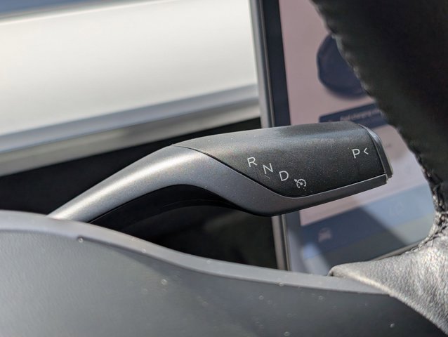 Used 2021 Tesla Model 3 Standard Range Plus RWD image 12