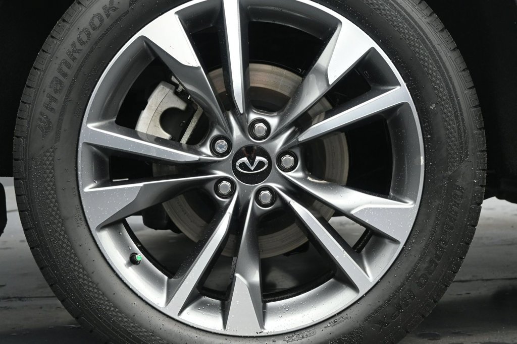 Used 2023 INFINITI QX60 Luxe w/ Vision Package AWD/4WD image 12