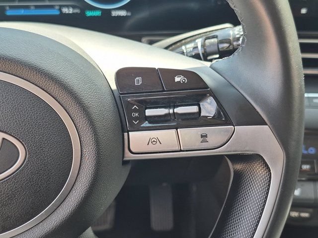 Used 2025 Hyundai Elantra SEL FWD image 22