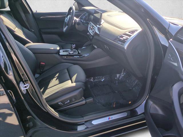 Certified 2024 BMW X4 M40i image 22