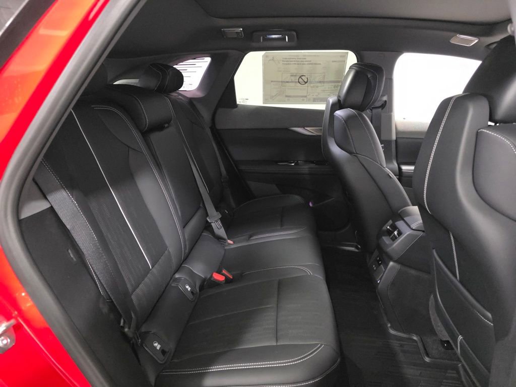Used 2026 Cadillac Optiq Sport 2 w/ LPO, Floor Liner Package image 20