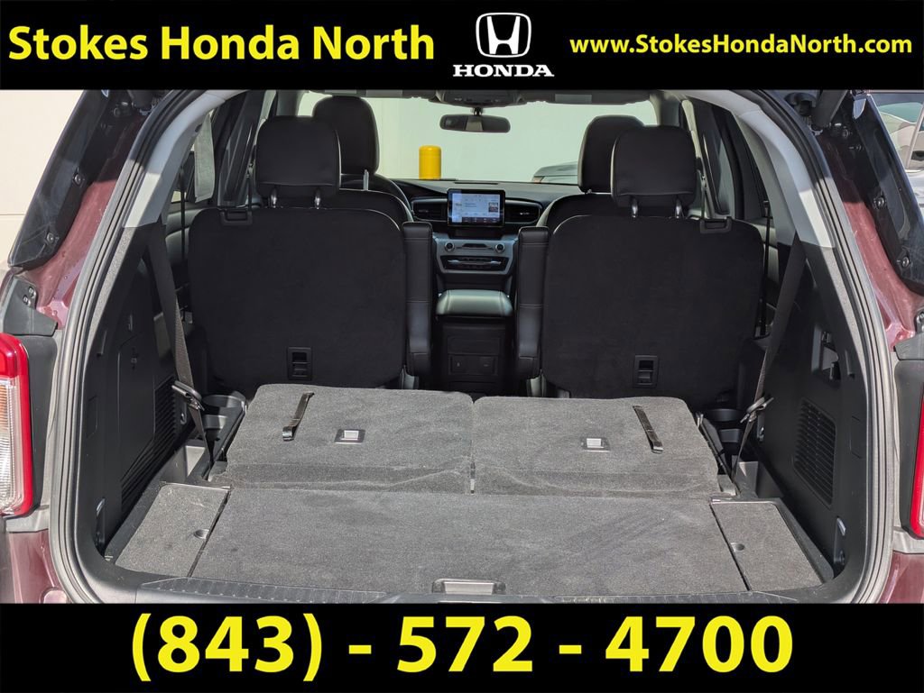 Used 2023 Ford Explorer XLT w/ Equipment Group 202A image 13