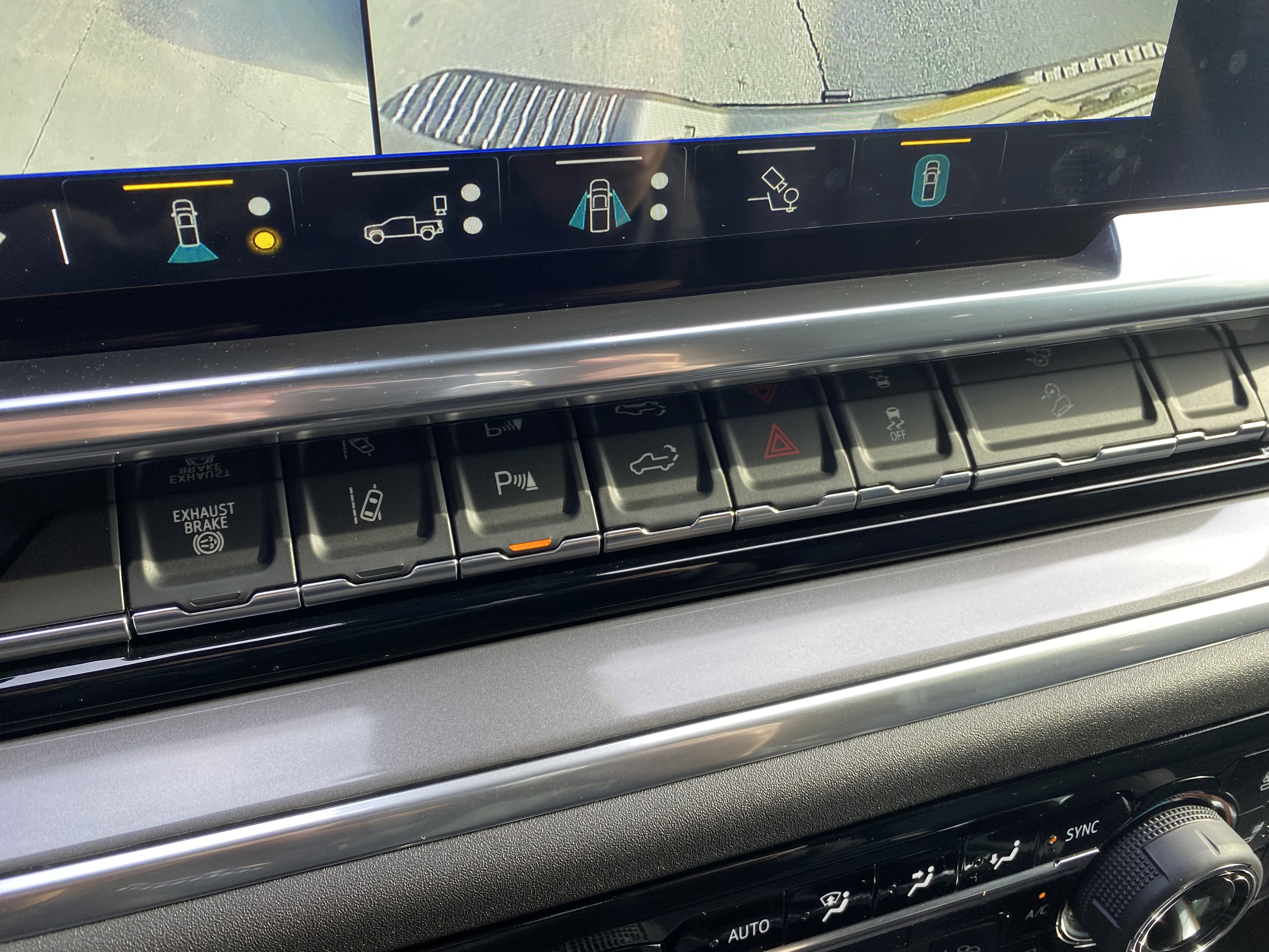 New 2024 Chevrolet Silverado 2500 High Country w/ High Country Premium Package image 30